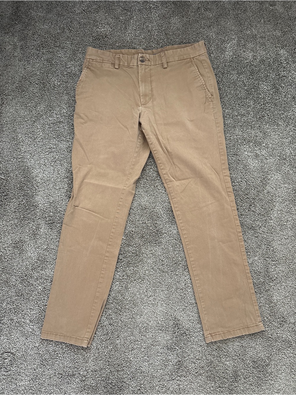 Old Navy Slim Fit Pants in Khaki Tan 32x30